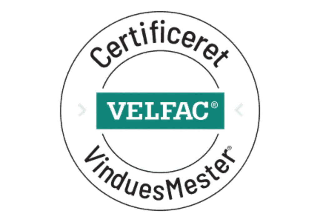 Elegant træ- og plastikvinduer til alle typer af byggeri, med fokus på kvalitet og energieffektivitet.